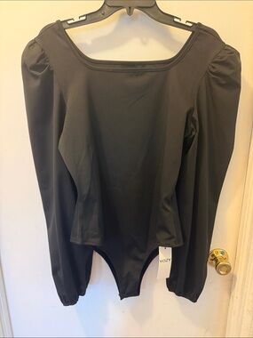 NWT Yozy Black Long-Sleeve Square Neck Bodysuit